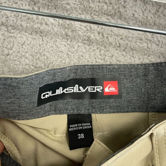 NEW Quiksilver Men's 38 Tan Tech Shorts UV Protection Moisture Wicking - Picture 5 of 8